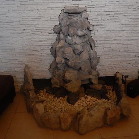 Konsky Dvor Hotel Brzotin Bagian luar foto